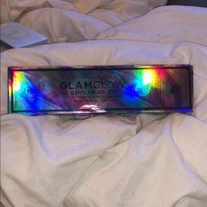 GLAMGLOW Gentlebubble cleanser